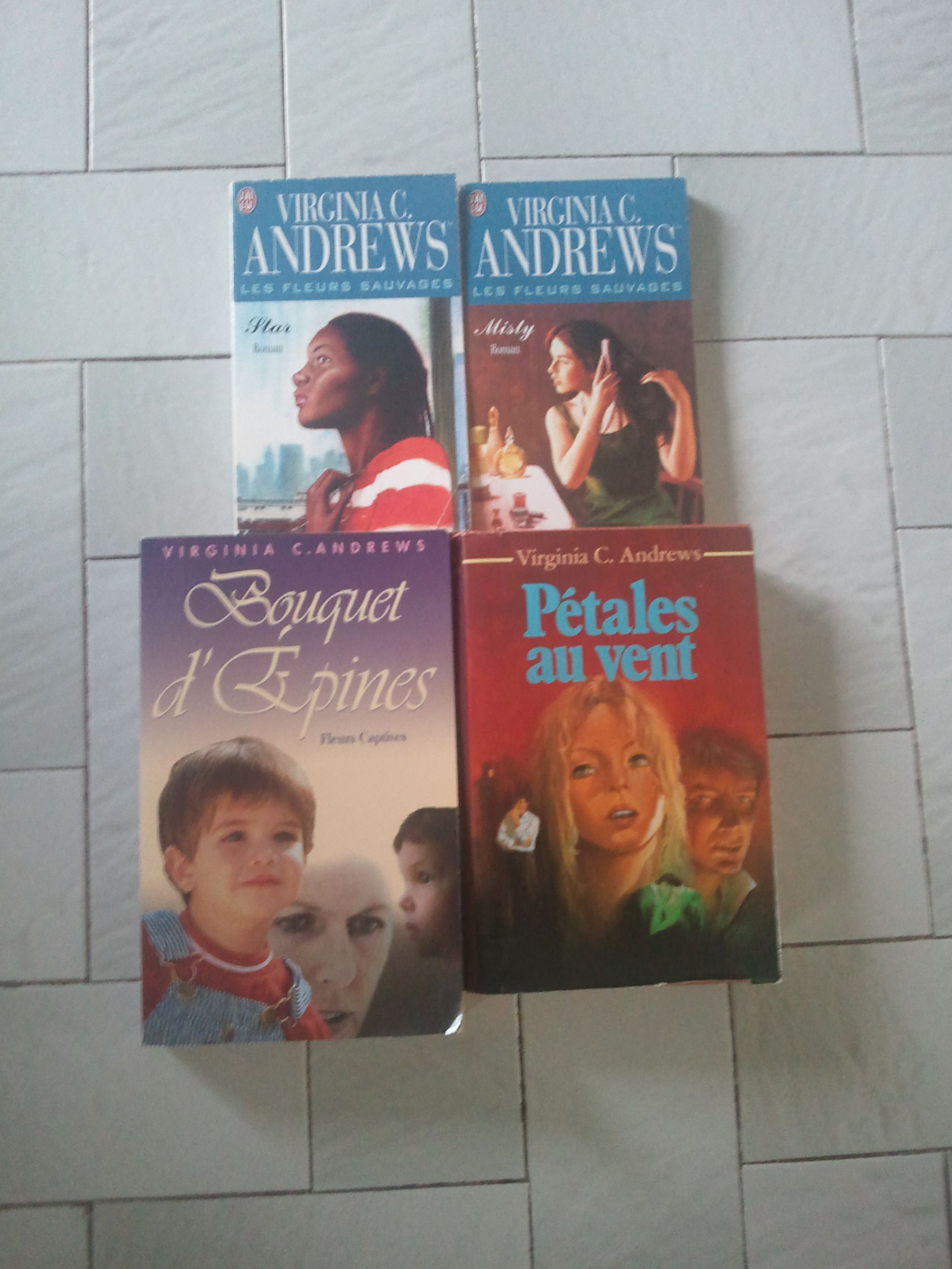 4 romans de Virginia C. Andrews 4 romans de Virginia C. Andrews